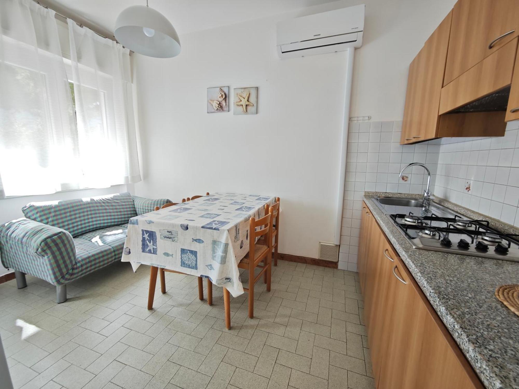 Anna 4 Apartment